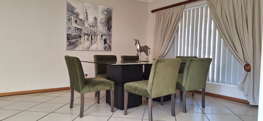 4 Bedroom Property for Sale in Hillcrest Northern Cape